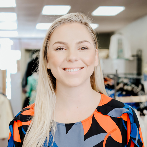 ellen-barden-hangermanager